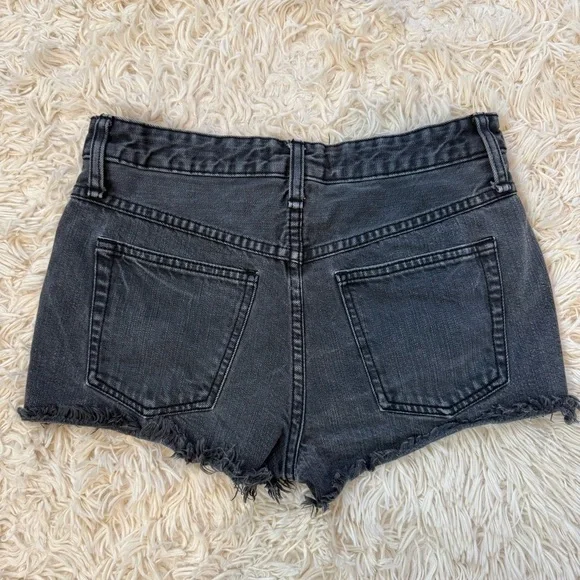 Free People Denim Shorts mid rise washed black SZ 25 button fly raw hem - Picture 6 of 6